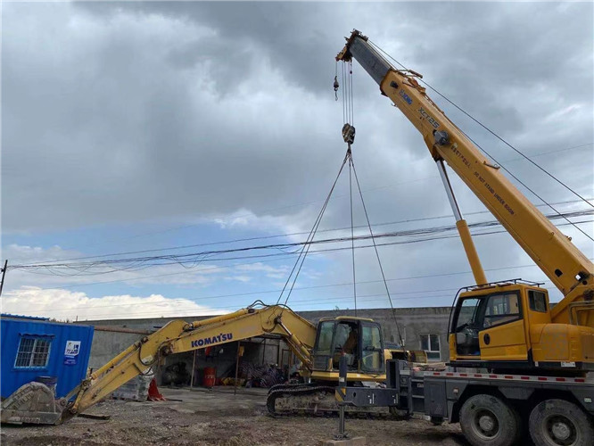 白城市25吨吊车的工作半径是多少？